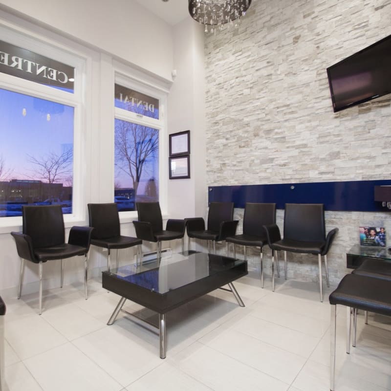 Orléans Queensway Dental